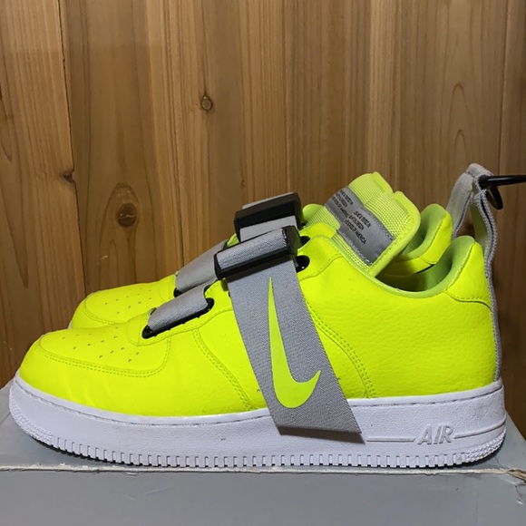 volt yellow nike